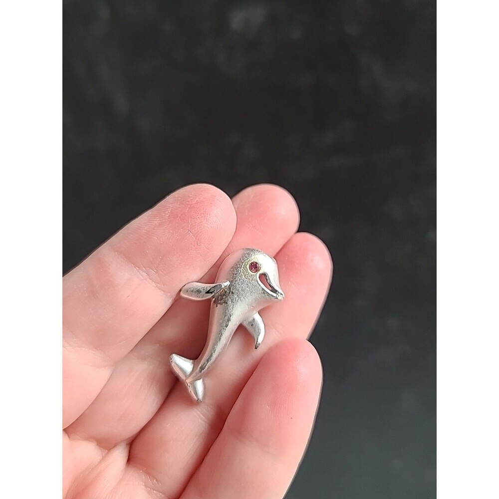 Dolphin Shaped Pink Rhinestone Eye Silver Tone Brooch Vintage Costume Jewelry